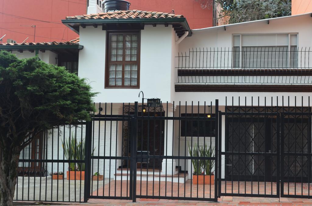 Casa Prada Bed & Breakfast Bogotá Exterior foto